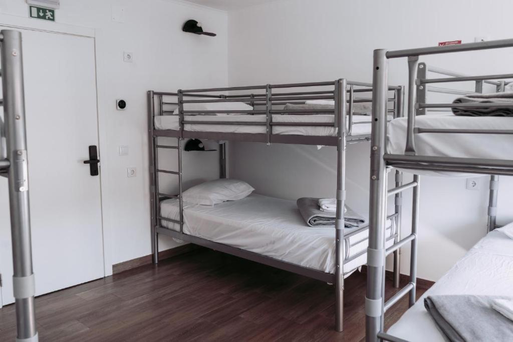 Middle Point Hostel Sardoal Buitenkant foto